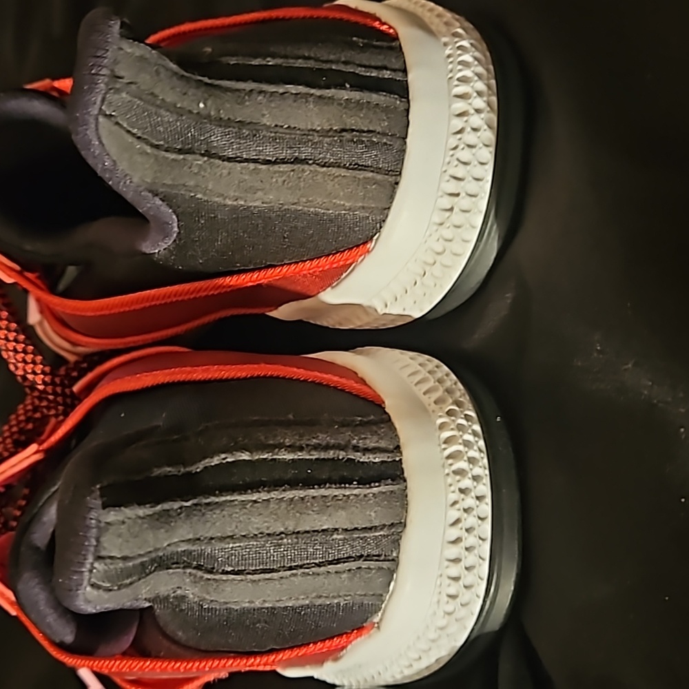 Women's Size 8.5 Adidas Bounce Trainers - Picture 3 of 4